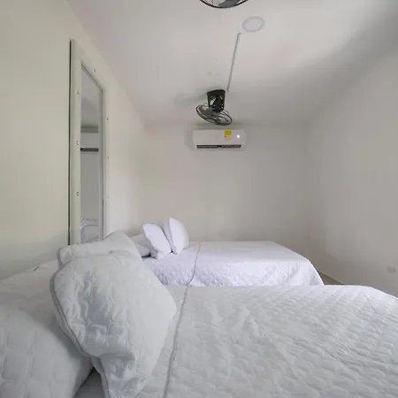 Verano Azul - Confortable Apartamento Completo Con Ubicacion Preferencial - Bahia De Manga - A Un Paso Del Centro Historico Y Getsemani