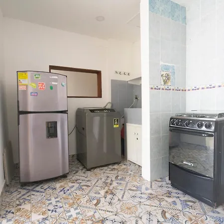 Bed & Breakfast Verano Azul - Confortable Apartamento Completo Con Ubicacion Preferencial - Bahia De Manga - A Un Paso Del Centro Historico Y Getsemani Cartagena